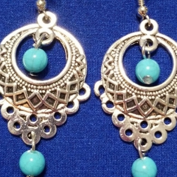 Bright Silver Detailed Earrings with blue beading - Picture 4 of 8